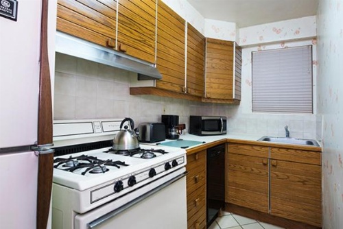 Murray Hill East Suites image 14